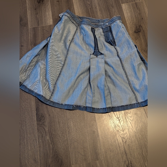 Jessica Sport Vintage Denim A-Line Skirt With Pleats And Back Slit. Size 18. - Picture 7 of 7